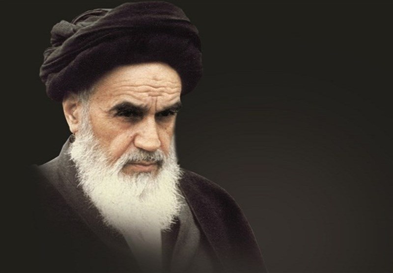 Imam Khomeini (RA) and confrontation with the enemy