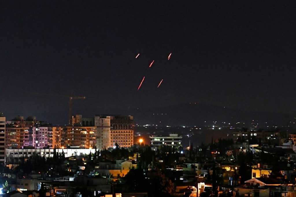 Zionist warplanes attack Homs, one killed