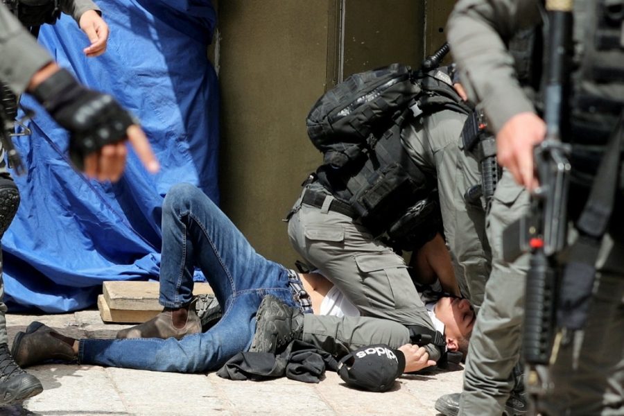 Israeli forces arrested about 365 Palestinians, including women and children, in November.: Report