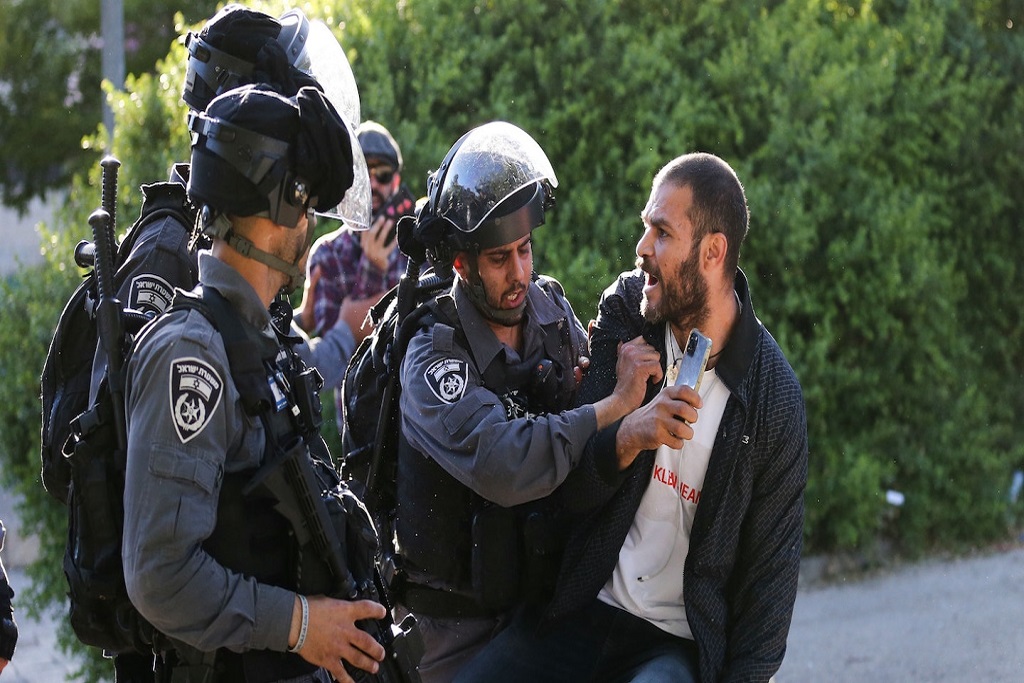 2 Palestinians arrested by Israeli police for allegedly planning attack