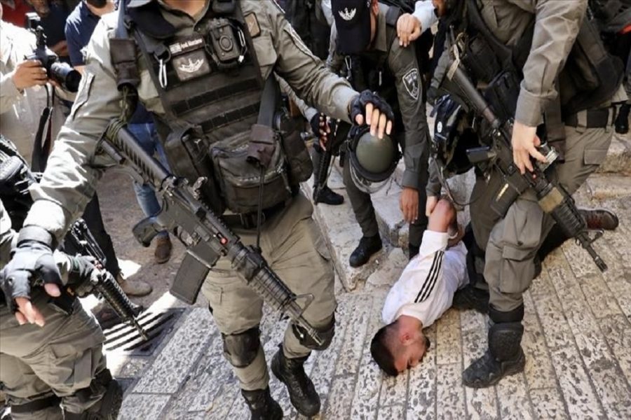 Israeli forces arrest more than 30 Palestinians