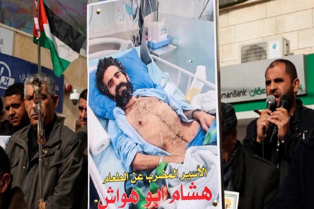 Palestinian prisoner Awawda passes  70th day of hunger strike