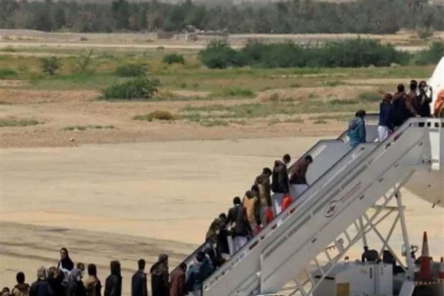 Freed Yemeni prisoners arrives at Aden airport