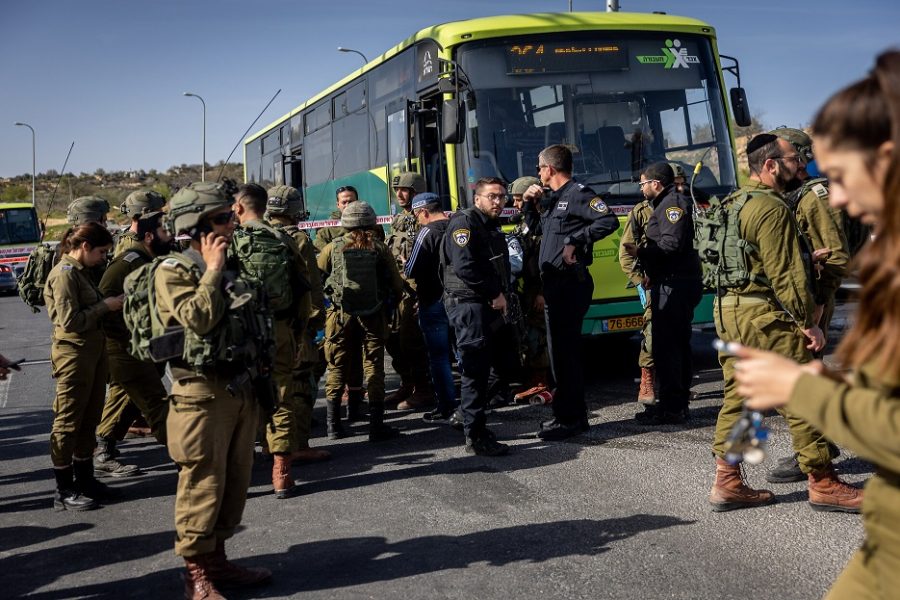 Scores of Israeli settlers injured as their bus is targeted by armed fighters