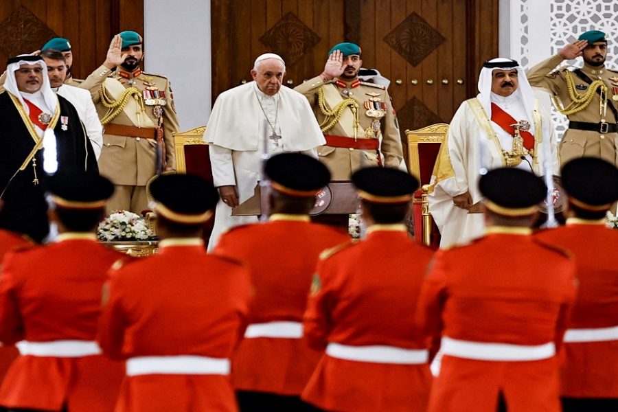 Bahraini’s Al Khalifah regime exploiting Pope’s visit to cover up its crimes