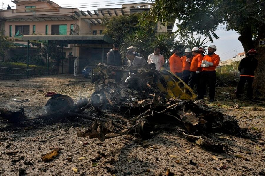 Suicide bombing kills one and injures several others in Pakistan