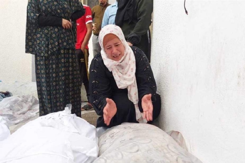 Hundreds of Palestinian Civilians Killed or Wounded in Israeli Air Raids in Gaza