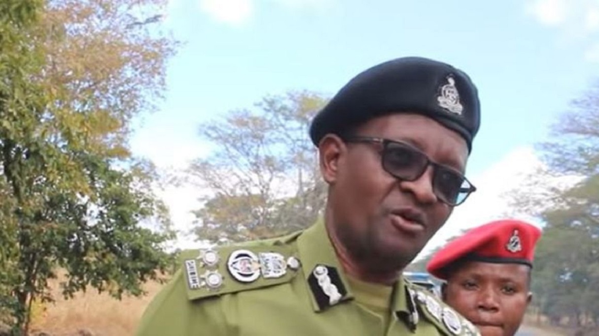 Mmoja afa ajalini gari ikiteketea kwa moto