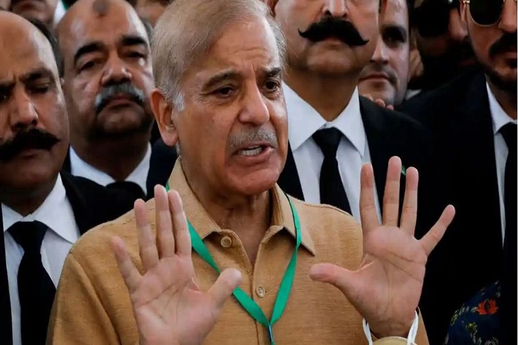 Hofu yatanda jeshi likiongeza udhibiti wa umma Pakistan