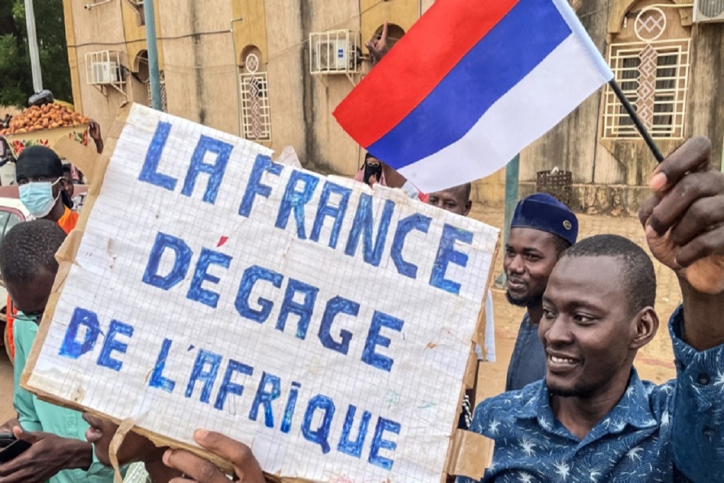 Maseneta wa Ufaransa wakosoa sera ya Macron barani Afrika