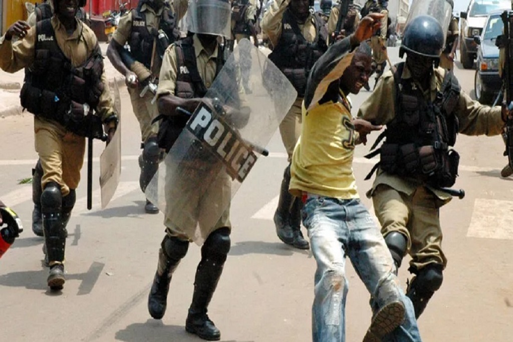 Polisi Uganda wawakamata waandamanaji waliojaribu kuvamia bunge