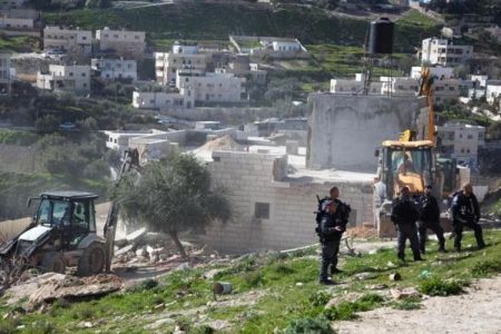 بیت المقدس میں صہیونیوں کے ہاتھوں بچوں کا اسکول مسمار