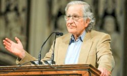 امریکی پروفیسر نوآم چامسکی: ایران سے نفرت کی جڑیں امریکی ثقافت میں بہت گہری ہیں