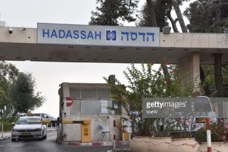 آباد کاروں کے تشدد سے زخمی فلسطینی اسپتالوں میں علاج سے محروم