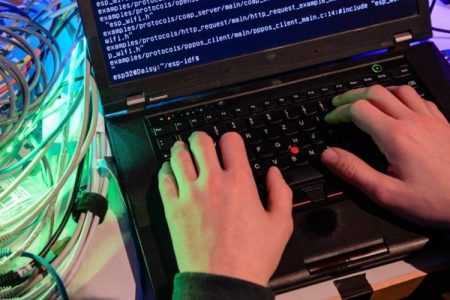 اسرائیلی فوجی حماس کی محبت میں کیسے گرفتار ہوئے؟ عبرانی چینل کی رپورٹ