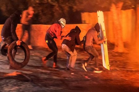 صیہونیوں کے ساتھ جھڑپوں میں 135 فلسطینی زخمی