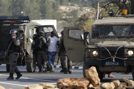 بیت المقدس سے تین فلسطینی بچے اور مسجد اقصیٰ کا محافظ گرفتار