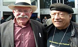 پروفیسر ‘انیٹلی انٹن’ کا تعارف