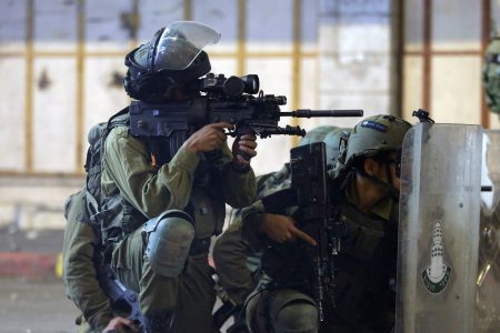 اسرائیلی فوج کو فلسطینی سنگ باروں پر گولی چلانے کی اجازت