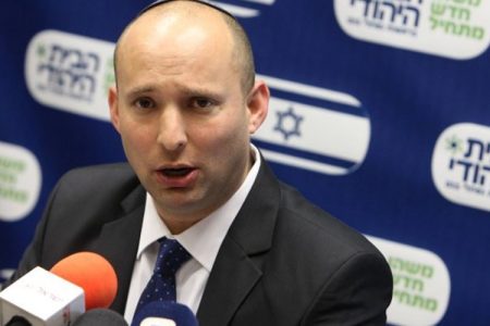 بینیٹ کا جزیرہ نقب فلسطینی مکینوں کا مقابلہ کرنے میں ناکامی کا اعتراف