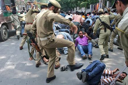 2021 میں بھارتی فوج کے ہاتھوں مقبوضہ کشمیر میں 210 کشمیریوں کا قتل