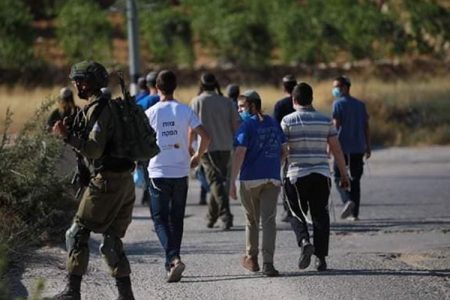 غرب اردن: یہودی شرپسندوں کی فلسطینیوں کی جان و مال پر حملوں میں شدت