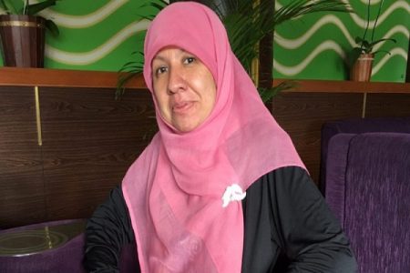 محترمہ دینا سلیمان: خلیج فارس کی ریاستوں نے یمن میں جاری جرائم پر آنکھیں بند کر لی ہیں