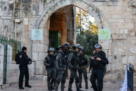 عالمی برادری سے مسجد الاقصیٰ میں ہونے والے حملے کی مذمت کرنے کا مطالبہ