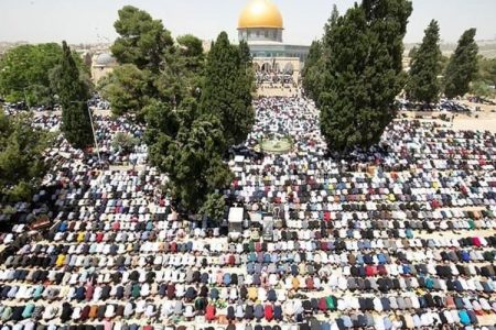 اسرائیلی فوج نے مسجد اقصیٰ میں نماز عشا کی اذان دینے سے روک دیا