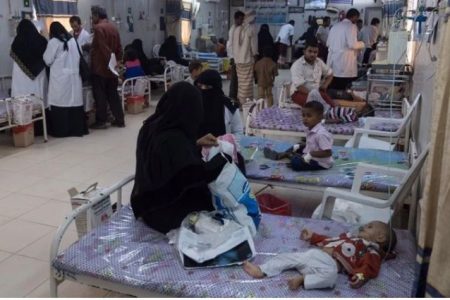 آل سعود کی من مانیوں کے باعث یمن میں 30 ہزار مریضوں کی جان خطرے میں