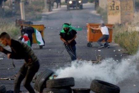 اسرائیلی فوج کا وحشیانہ تشدد، غرب اردن میں 131 فلسطینی زخمی