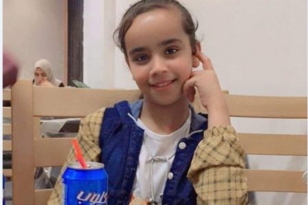 غزہ پر صہیونی حملے میں زخمی ہونے والے فلسطینی بچے شہید