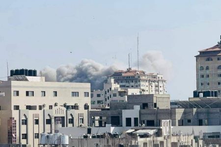 غزہ پر اسرائیلی حملے جاری، 10 فلسطینی شہید، 65 زخمی