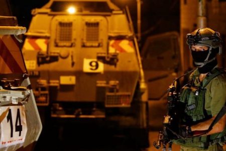 غرب اردن میں اسرائیلی فوج کے کریک ڈاؤن میں 13 فلسطینی گرفتار