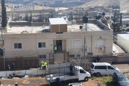 قابض اسرائیلی فوج نے الخلیل میں فلسطینی خاندان بے گھر کر دیا