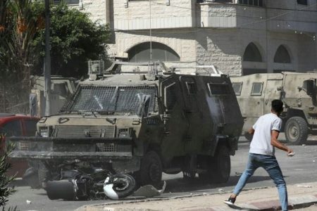 مغربی کنارے کے علاقوں میں جھڑپوں میں متعدد فلسطینی زخمی