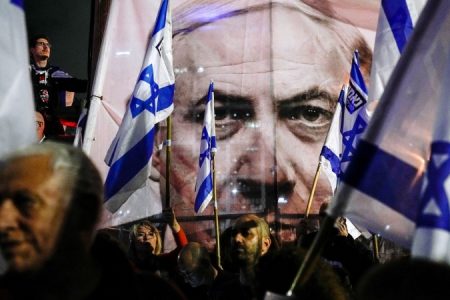 اسرائیل میں متنازع بل کی منظوری کے بعد حالات خراب، دھرنا اور بھوک ہڑتال