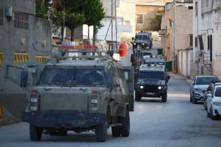 نابلس میں العین کیمپ پراسرائیلی حملےمیں ایک فلسطینی شہید،خاتون زخمی