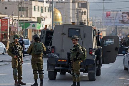 مغربی کنارے اور یروشلم میں آباد کاروں اور قابض افواج کے حملے