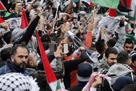 فلسطینی نوجوان کی شہادت پرعام ہڑتال