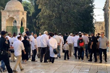 اسرائیلی فوج کی سکیورٹی میں 156 آباد کاروں کا مسجد اقصیٰ پر دھاوا