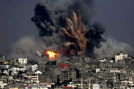 فلسطینیوں اورغاصب صیہونی فوجیوں کے درمیان جھڑپوں میں700 فلسطینی شہید، 1100 صیہونی ہلاک