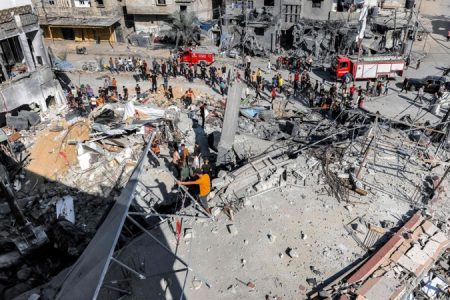 غزہ میں فرانس پریس اور کئی دیگر نیوز ایجنسیوں کے دفاتر پر بمباری