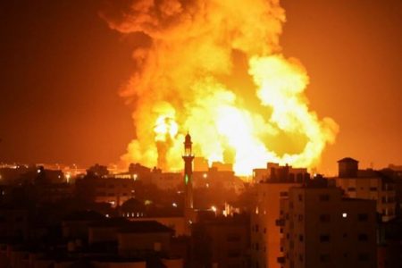 اسرائیلی قابض فوج کے غزہ کی پٹی میں کئی ہسپتالوں پر تباہ کن حملے