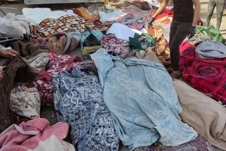 غزہ کے الشفا میڈیکل کمپلیکس میں 150 شہداء کی اجتماعی قبر