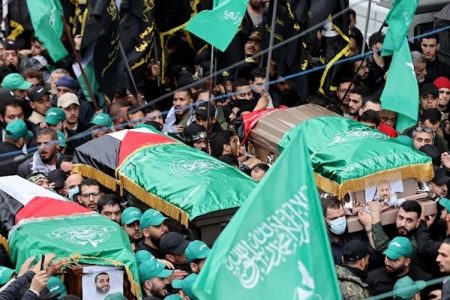 العاروری بیروت میں سپرد خاک، جنازے میں عوام کا جم غفیر امڈ آیا