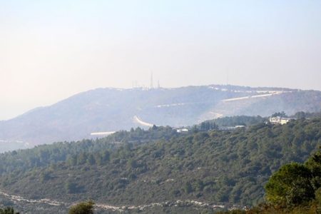 وسطی لبنان میں اسرائیلی فضائی حملے میں 4 شہید