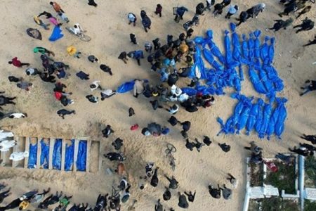 اسکول میں پناہ گزیں 30 فلسطینیوں کا صہیونیوں کے ہاتھوں قتل عام