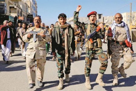 امریکہ اور برطانیہ کے خلاف دفاعی جنگ؛ یمن کشیدگی بڑھانے کے لئے پرعزم