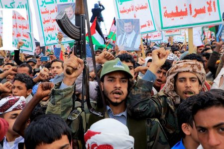 امریکہ افغانستان، عراق اور یوکرین میں اپنی غلطیاں، یمن میں دہرا رہا ہے / امریکہ سیاسی ذہانت سے، خطے میں امریکی غلطیوں سے فائدہ اٹھا رہا ہے۔۔ ڈاکٹر مطلق المطیری